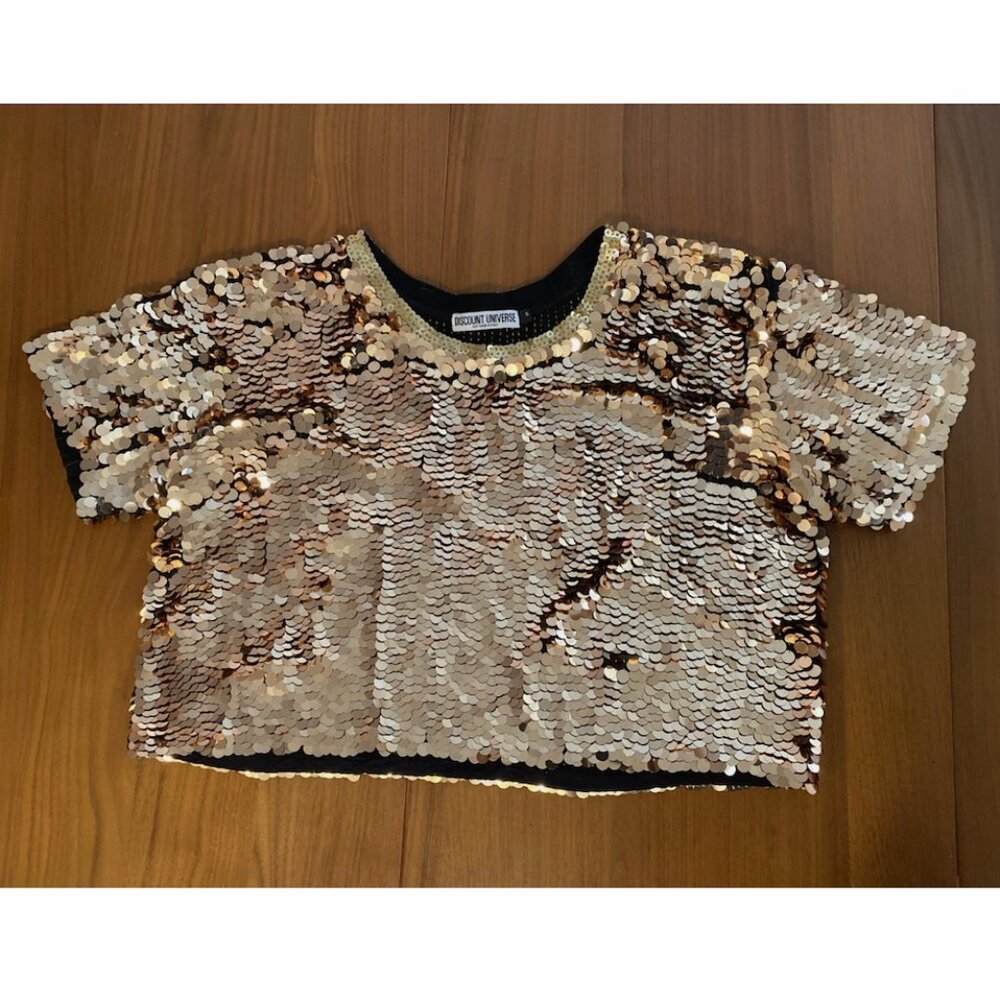 Di$Count Universe Gold Sequin Crop Tee Shirt Medi… - image 1